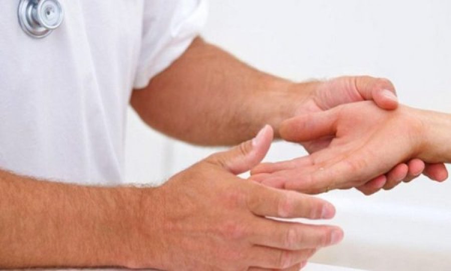 stresi-dhe-merzia-nxisin-dhimbjet-e-reumatizmes