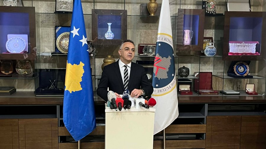 Tahiri akuzon Kurtin për keqpërdorim të foltores dhe fajësim të opozitës