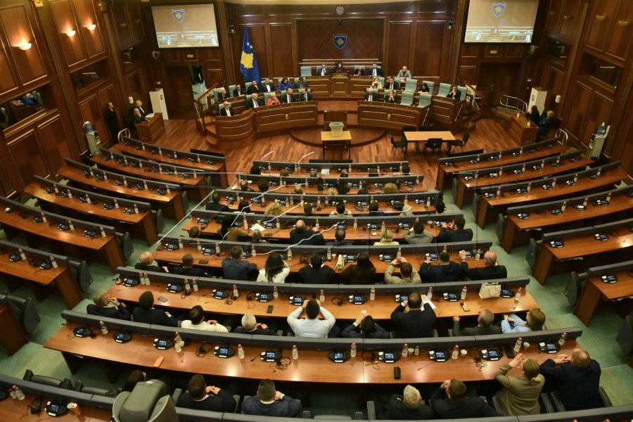 Reuters pas dështimit të presidentit  Kosova drejt zgjedhjeve të parakohshme  në mes të një krize politike