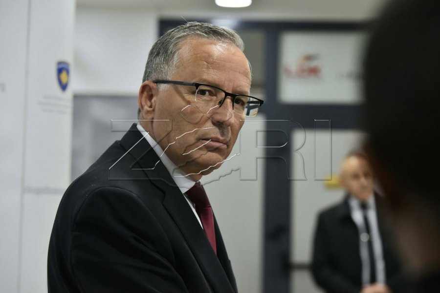 Fatmir Limaj në PDK   Hamza paralajmëron risi në listë