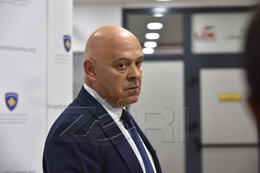 Gjini  E pranoj me përgjegjësi të lartë dhe nder