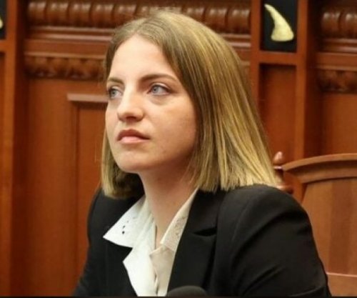 Deputetja shqiptare kundërshton konsullatën serbe në Shkodër