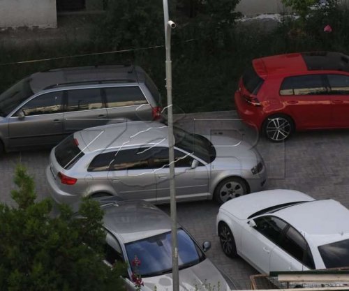 Lejohen përkohësisht funksionimin e parkingjeve private në Prishtinë