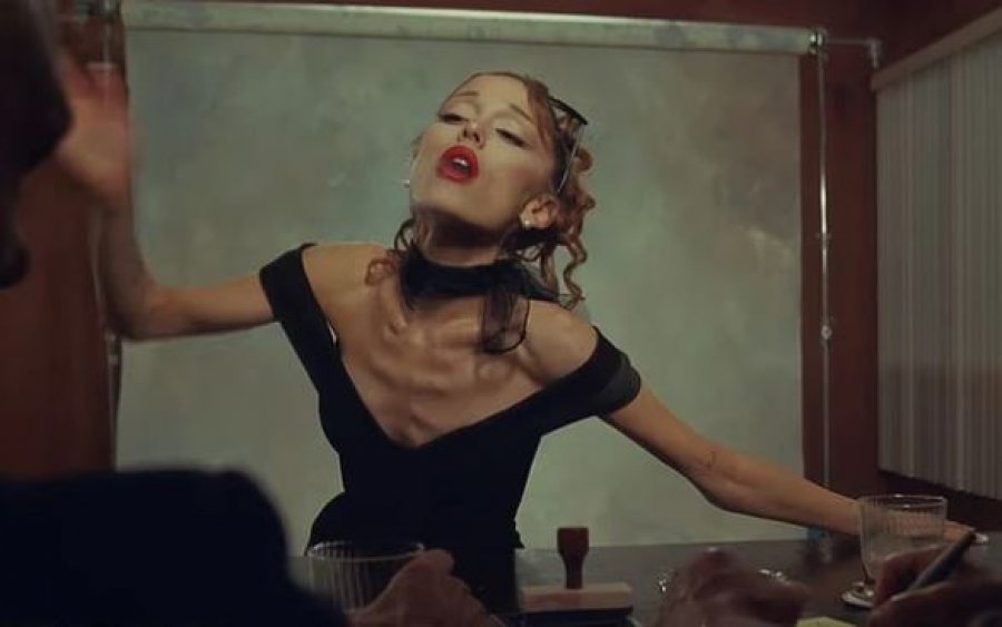 Videoklipi i ri i Ariana Grande ngjall reagime  fansat shprehin shqetësim për pamjen e saj