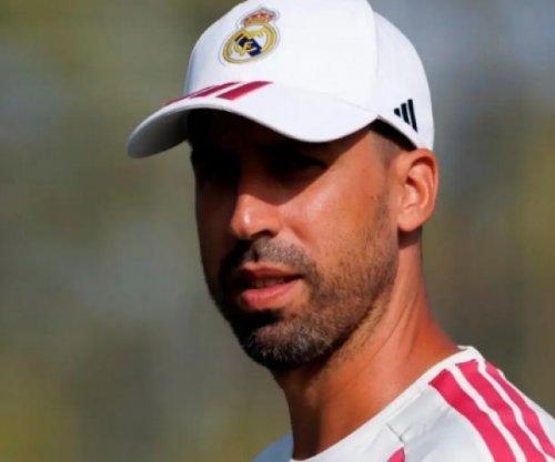 Khedira rikthehet te Reali, këtë herë si pjesë e stafit të Mourinhos