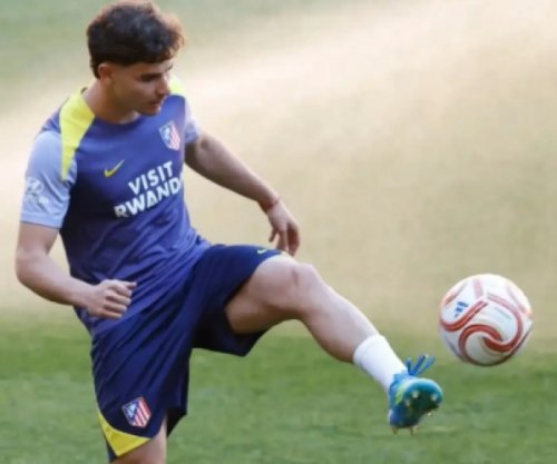 Alvarezi nis përgatitjet me Atleticon, mes zërave për largim