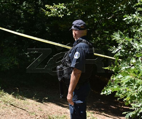 Mujanoviq: Varrezat masive në Kosovë rikujtojnë krimet e Millosheviqit