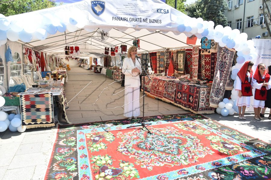 hapet-panairi-grate-ne-biznes-kusari-lila-synojme-fuqizimin-ekonomik-te-grave