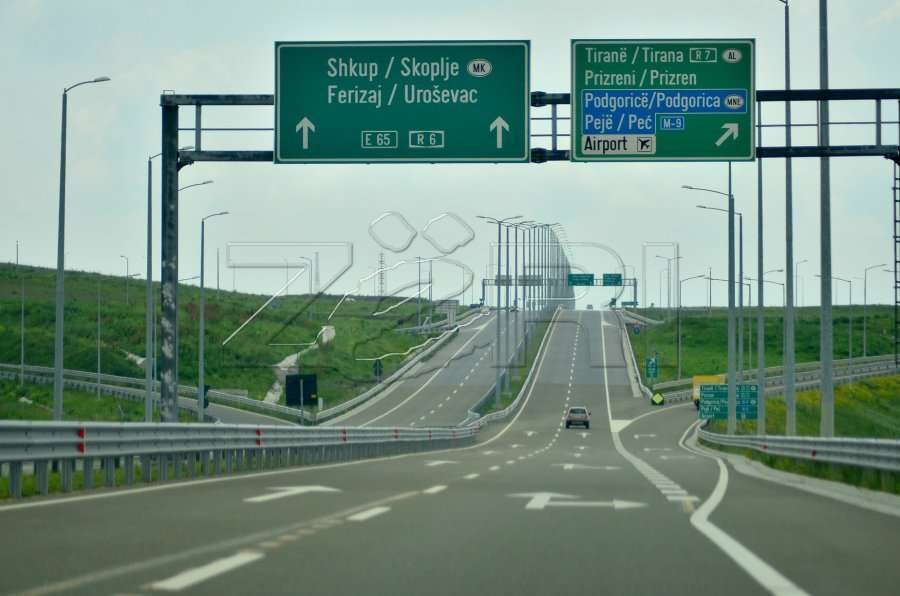 Të martën në autostrada s lejohen automjetet me mbi 20 tonë