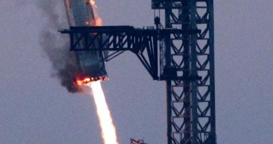 Raketa SpaceX pritet të përfundojë në Hënë  çfarë dihet deri tani 