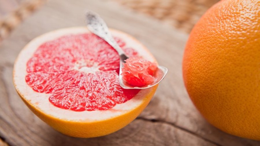 Grejpfruti  vetitë e jashtëzakonshme të tij që ndoshta si keni ditur