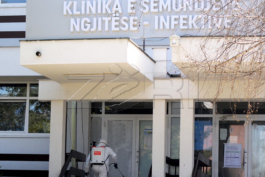 Një paciente me malarie shtrohet në QKUK