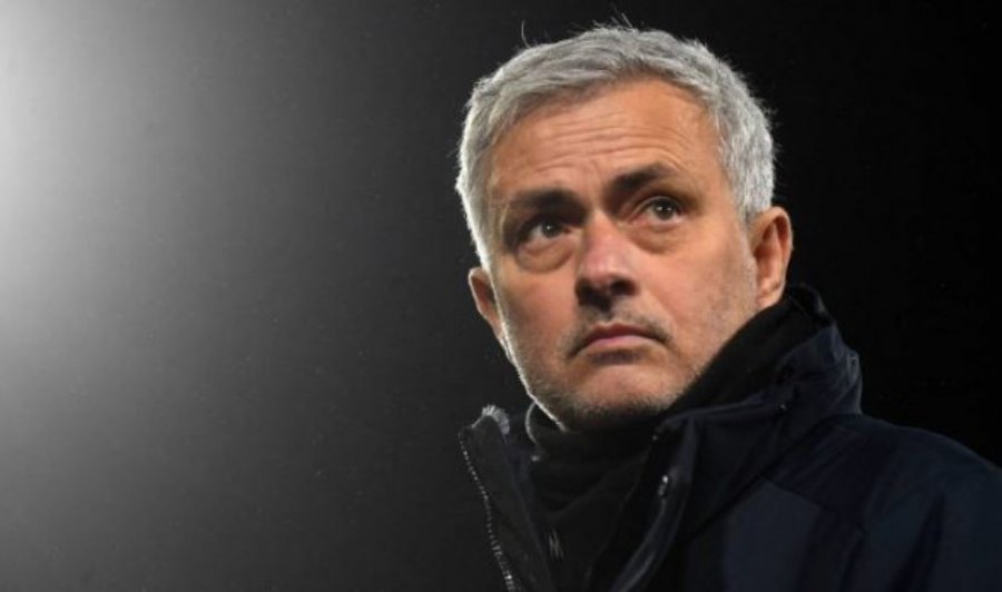 Mourinho i kënaqur me skuadrën  nuk planifikon përforcime në mesfushë