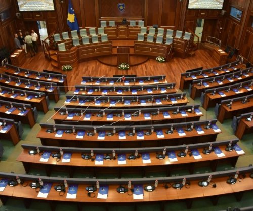Kryeziu: Deputetët mund të thërrasin sonte seancë të jashtëzakonshme