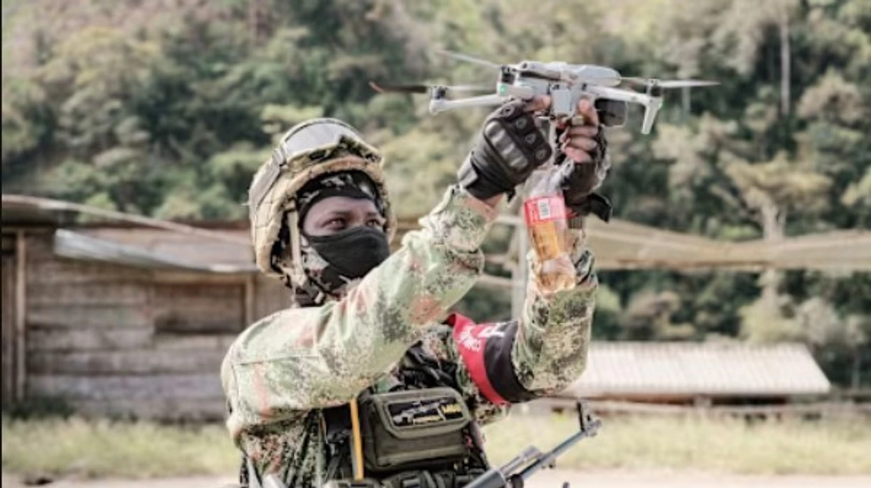 Kartelët kolumbianë kërkojnë njohuri për luftën me dronë nga Ukraina