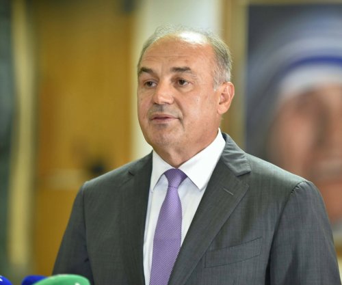 Enver Hoxhaj zgjidhet kryetar i Komisionit për Arsim