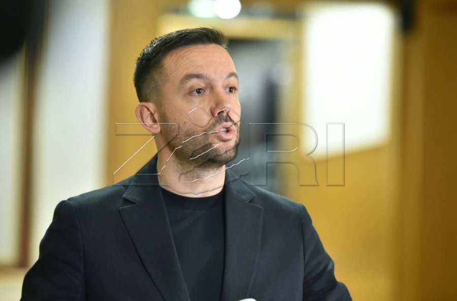 A do të marrë pjesë PDK-ja në seancë? Tahiri: Shumë shpejt dalim me njoftim