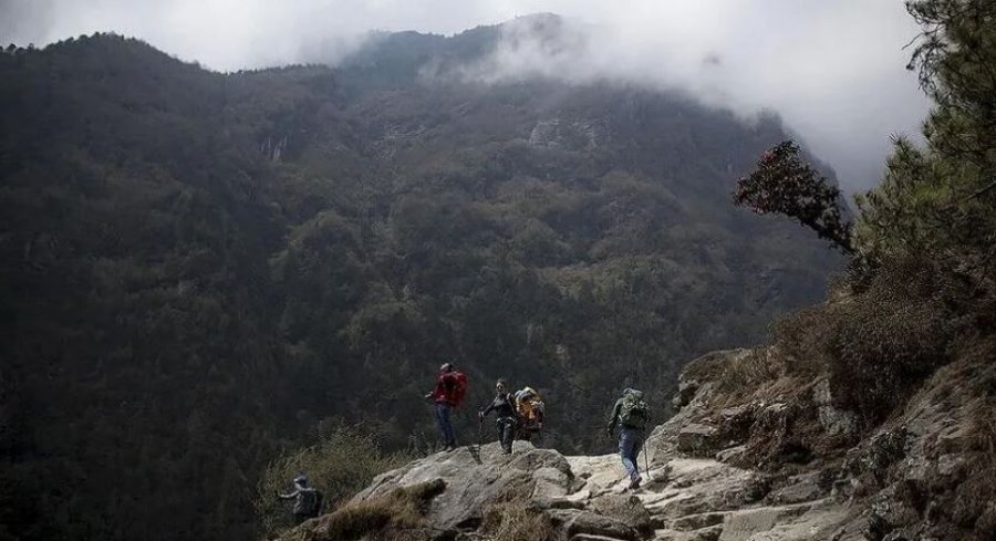 Gjenden mbetjet e pesë alpinistëve të zhdukur në Nepal