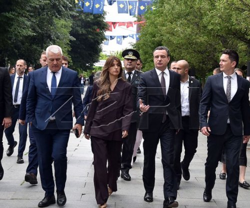 Geci paralajmëron kallëzim penal ndaj Kurtit dhe Haxhiut për cenim të rendit kushtetues