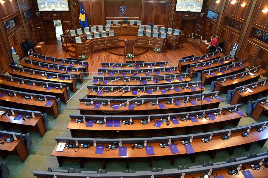 Kuvendi mbetet i bllokuar  partitë pa marrëveshje për zhbllokimin e krizës