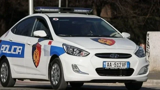 Aksident në Sarandë  gjashtë automjete përplasen me njëra tjetrën