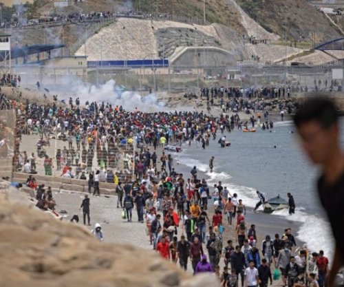 80 mijë migrantë hynë në Ceuta gjatë krizës së korrikut