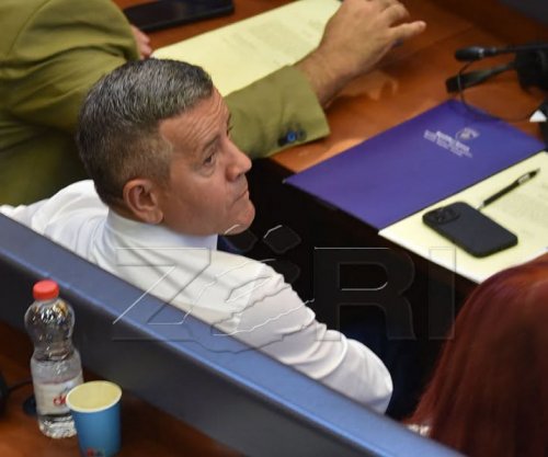 Mustafa thirrje Kurtit e Hamzës: Kosovës i duhet koalicioni VV-PDK