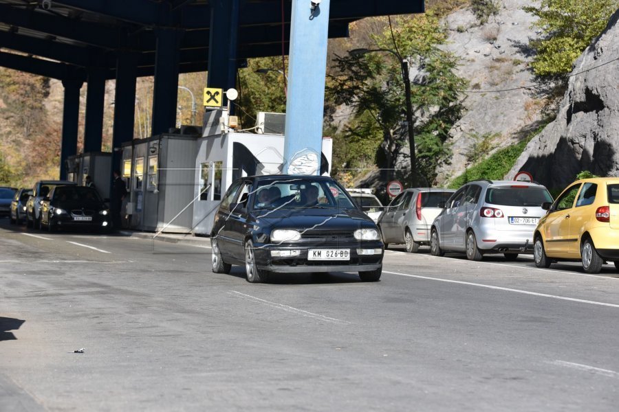 Arrestohet një shtetas i Serbisë në Bërnjak  tentoi t u jepte ryshfet policëve