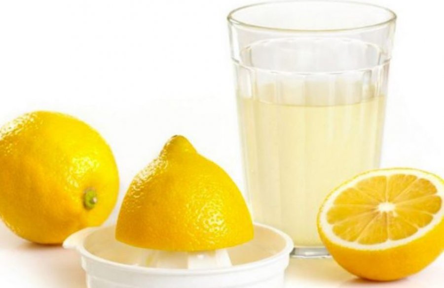 Ja sa lëng limoni duhet të përdorni për pastrimin e veshkave
