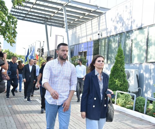 PDK-ja zhvendoset nga Qeveria në sallën e Kuvendit, kërkon seancë