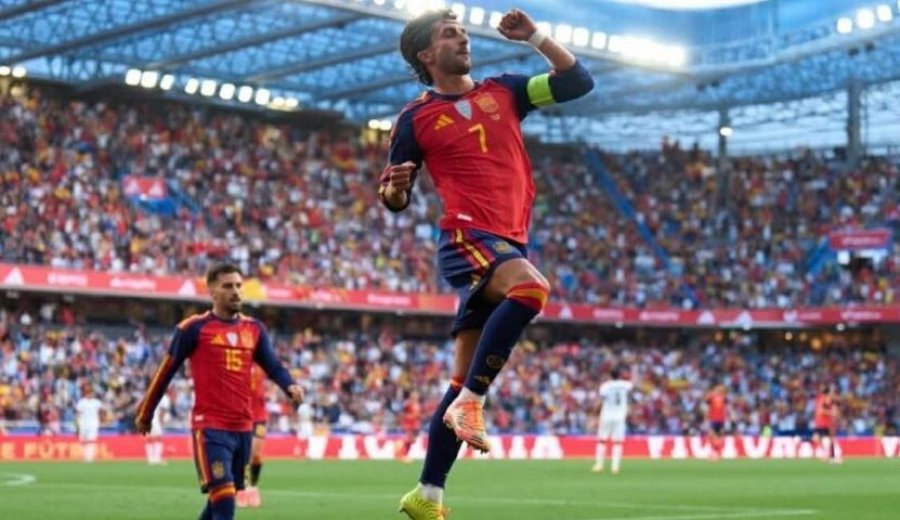 psg-dominon-futbollin-evropian-triumfon-ndaj-aston-villa-s-ne-finale-por-luis-enrique-nuk-ndalet-objektiv-mbetet-champions