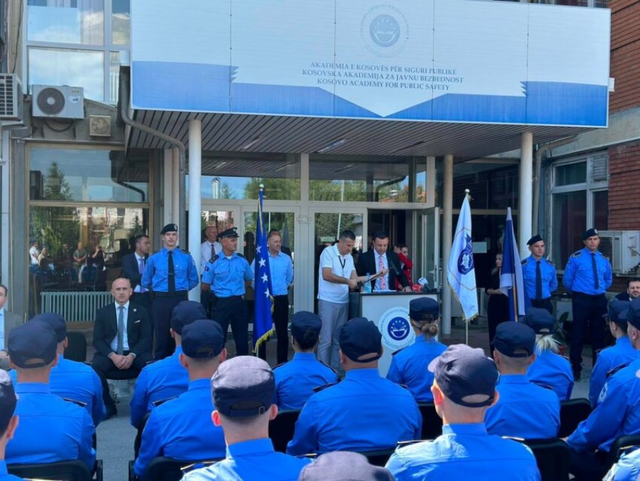 100 kadetë bëhen pjesë e SHKK-së, Dibrani: Siguria dhe dinjiteti njerëzor ecin bashkë