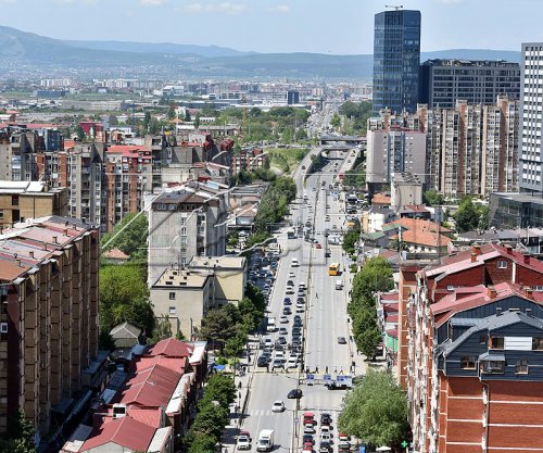 Shahini: Kosova në krizë, kërkohet unitet politik për të shpëtuar ekonominë nga bllokadat dhe vendimi i Hagës
