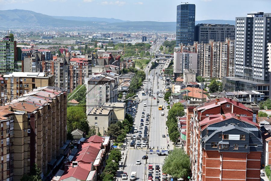 shahini-kosova-ne-krize-kerkohet-unitet-politik-per-te-shpetuar-ekonomine-nga-bllokadat-dhe-vendimi-i-hages