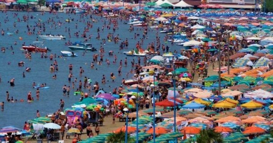 Kosova me më së shumti turistë në Shqipëri  përbën 15  të vizitorëve të huaj