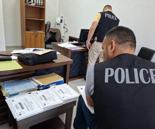 Dyshohet se lëshoi 1,679 diploma pa trajnime, arrestohet pronari i një qendre në Prizren