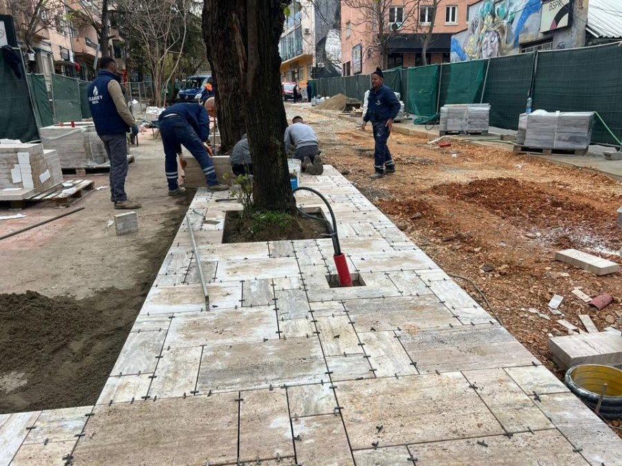 Sot përurohet sheshi “Qamil Hoxha” në Prishtinë