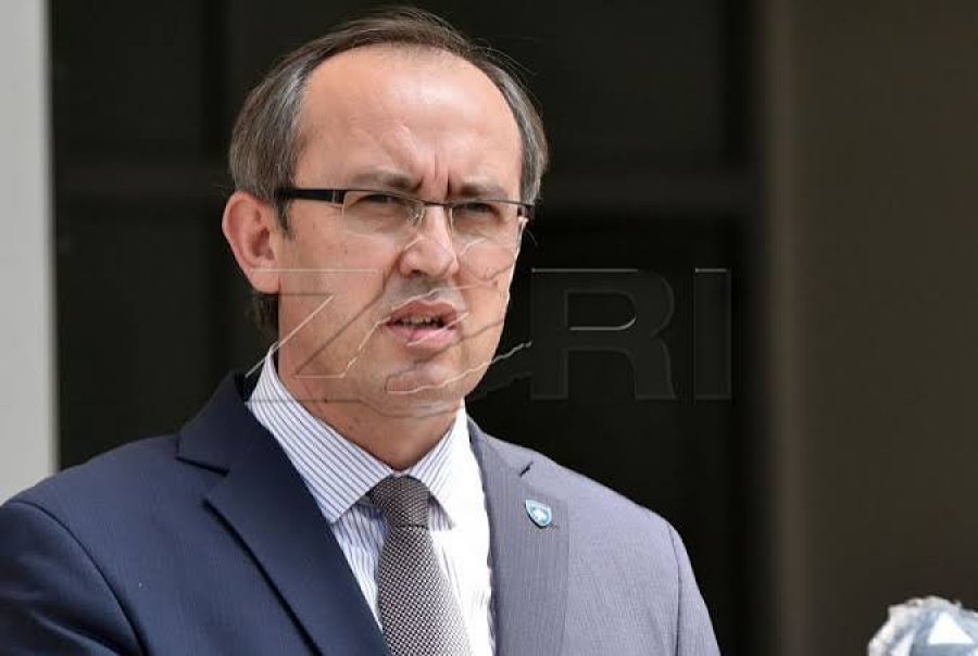 Hoti: Themelimi i institucioneve po zhvillohet në terren jokushtetues, shkaktar është Kurti