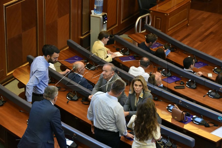 PDK-ja sërish dërgon letër, kërkon mbajtjen e seancës konstituive