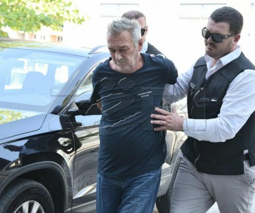 Aktakuza ndaj Sinisha Spasiqit: Vrasja e anëtarëve të familjes Ujkani në Reznik të Vushtrrisë, djegia e trupave dhe shtëpive