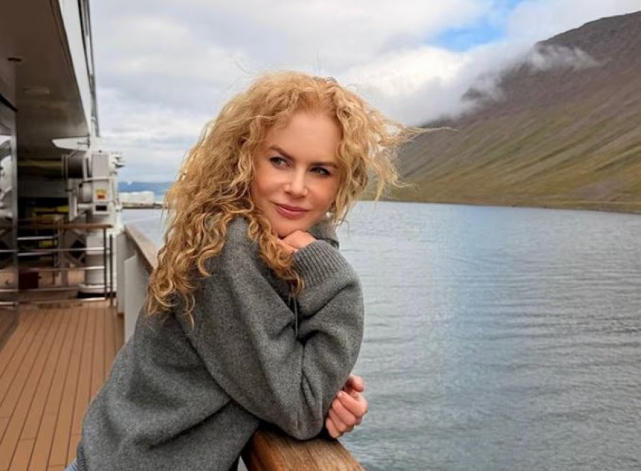 Nicole Kidman mahnit me kaçurrelat natyrale gjatë pushimeve luksoze në Islandë