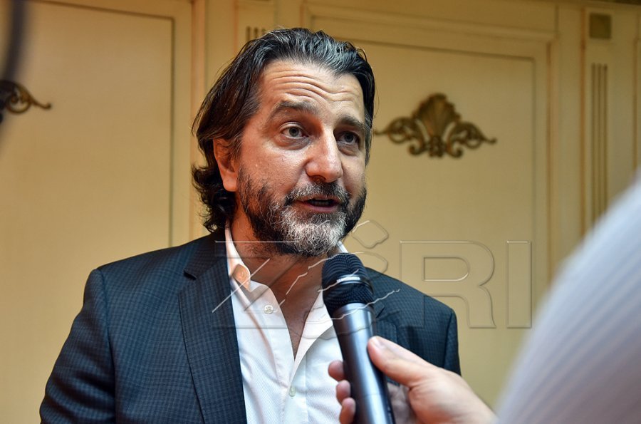 Rama i përgjigjet Pecit  Kemi pas komunizëm s na duhet edhe një herë