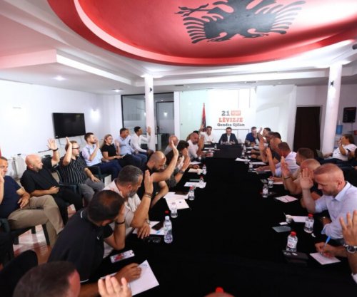 LVV-ja mbledh drejtuesit e Qendrave në Gjilan, në fokus konsolidimi i institucioneve dhe organizimi në terren