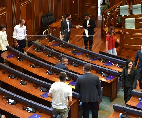 PDK-ja dhe Aleanca sërish mblidhen në sallën e Kuvendit