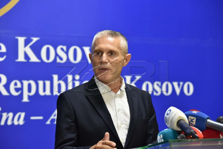  Ramadani: Nafta rreth 1.80 euro për litër, qytetarët po vuajnë nga “bllokada e re”