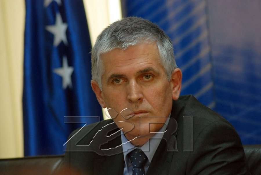9 vjet nga vdekja e Bajram Rexhepit  ish kryeministrit të parë të Kosovës së pasluftës