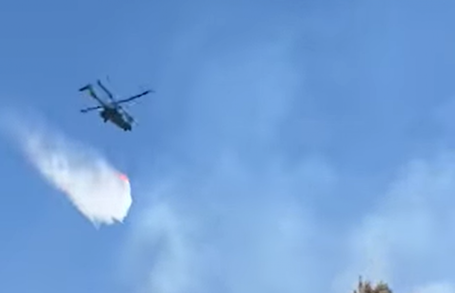 Shqipëri: Forcat e Armatosura vijojnë operacionet për shuarjen e zjarreve