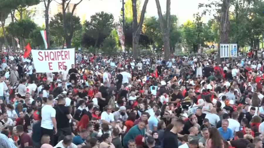 dita-e-84-te-e-protestes-nis-marshimi-drejt-kryeministrise