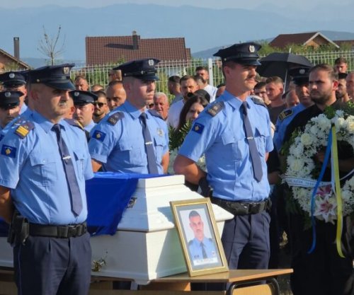Malisheva i dha lamtumirën e fundit policit të saj, Altin Kryeziu