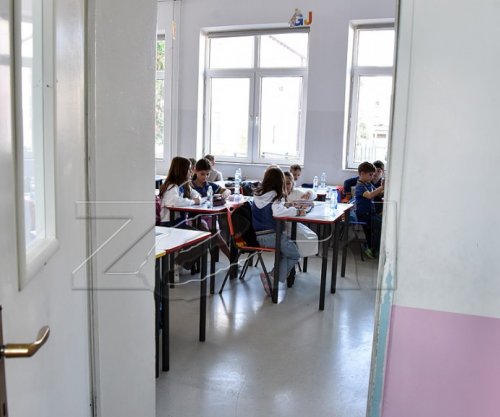 Qehaja: 1 shtatori do të duhej t’i gjente nxënësit me tekste shkollore, mësimi tërëditor e ardhmja e shumë shkollave